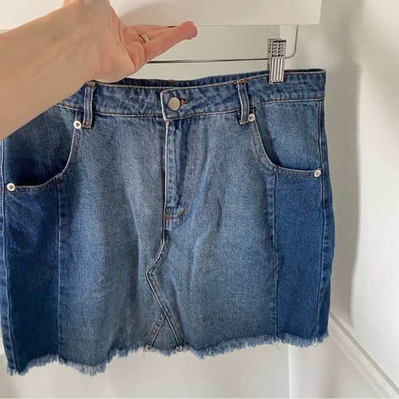 ALTER’D State Two Tone Denim Jean Skirt Medium - Picture 8 of 8